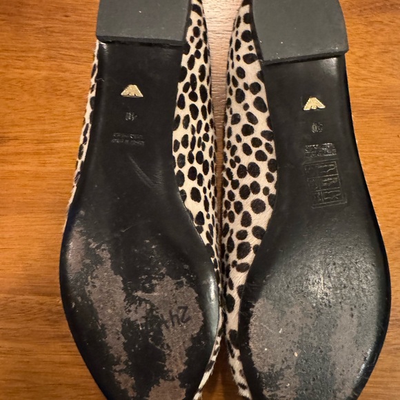 GIORGIO ARMANI FLATS SZ 40 - Picture 3 of 6